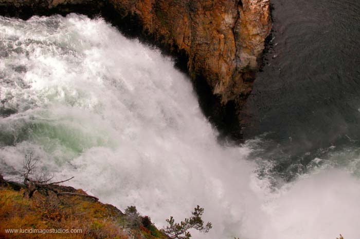 yellowstone falls